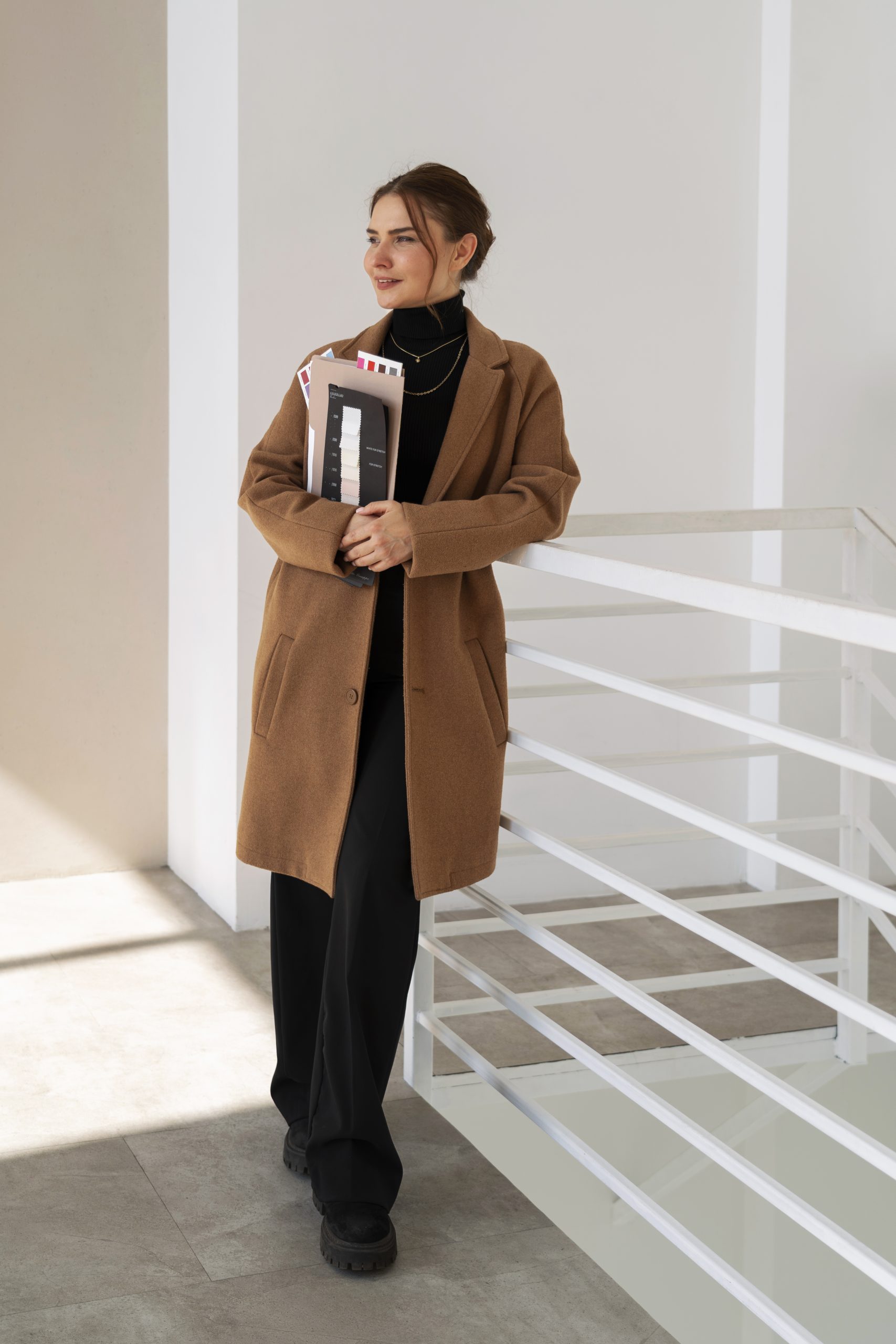 Sophie, founder and editor of Home Decor To Adore