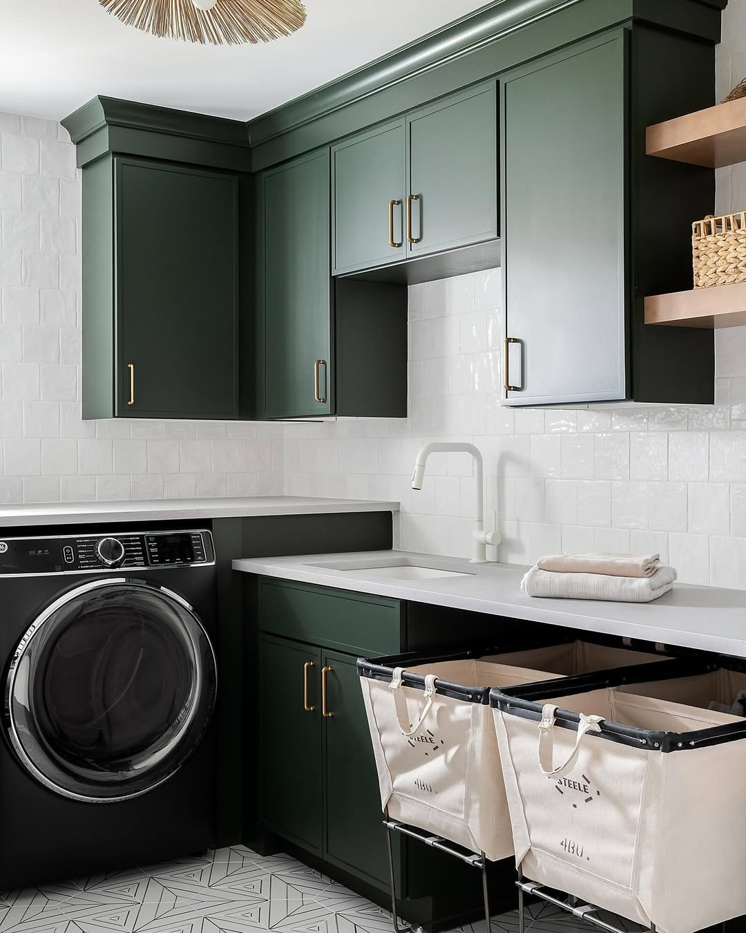 15 Laundry Room Ideas Every New Homeowner Should Bookmark